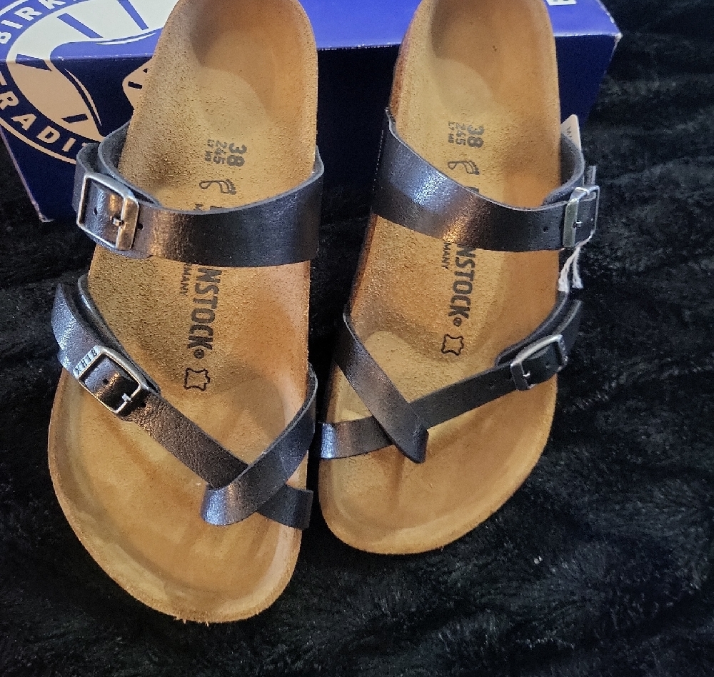 Birkenstock Women's Black Sandals NWT